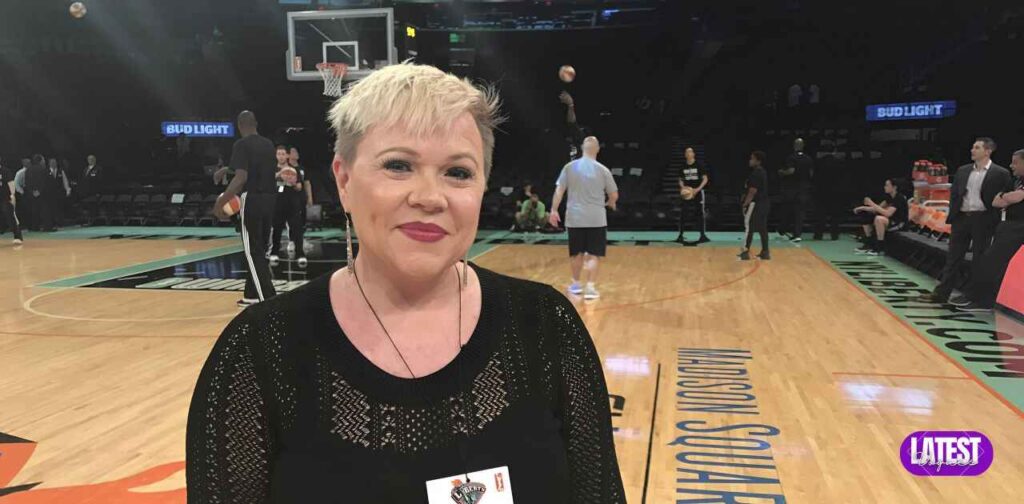 Holly Rowe Basketball Career